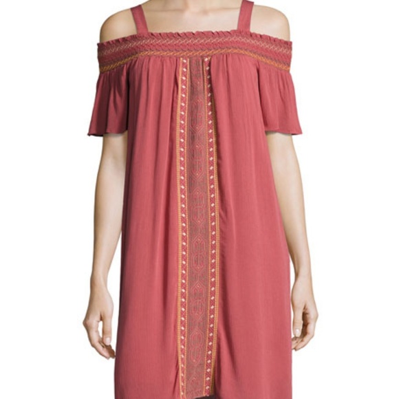 Neiman Marcus Dresses & Skirts - Neiman Marcus Embroidered  Spring / Summer Dress